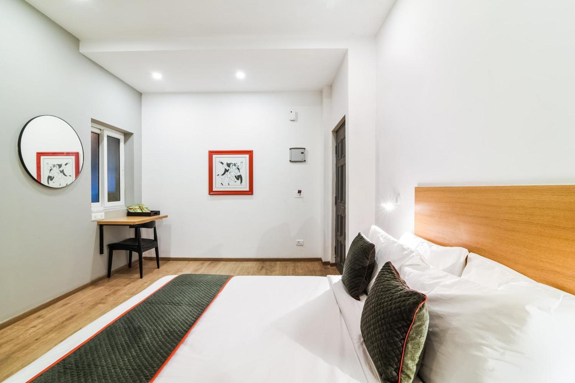 Super Townhouse Xotel Chennai Exterior photo